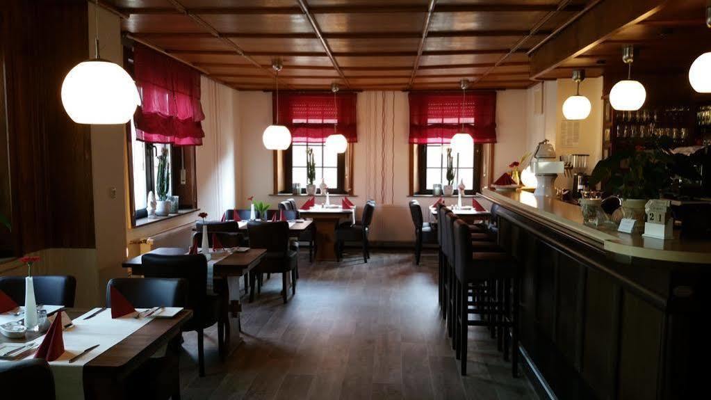Hotel Restaurant Lenhsen Elmpt Exterior foto